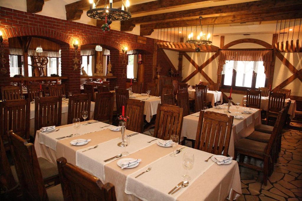 Hotel Pod Kluka Słupsk Extérieur photo